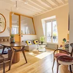 Dernier Etage A Montmartre Διαμέρισμα