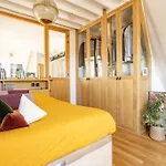 Dernier Etage A Montmartre