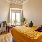 Dernier Etage A Montmartre Διαμέρισμα