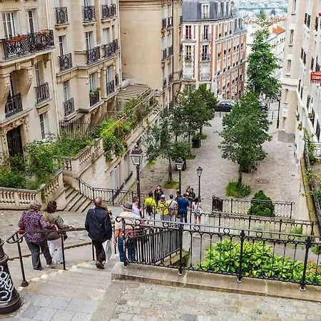 Апартаменты Dernier Etage A Montmartre