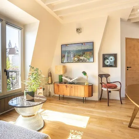 Dernier Etage A Montmartre Апартаменты Париж